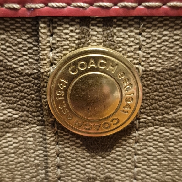 EUC Coach Bag / Wallet - Picture 6 of 16